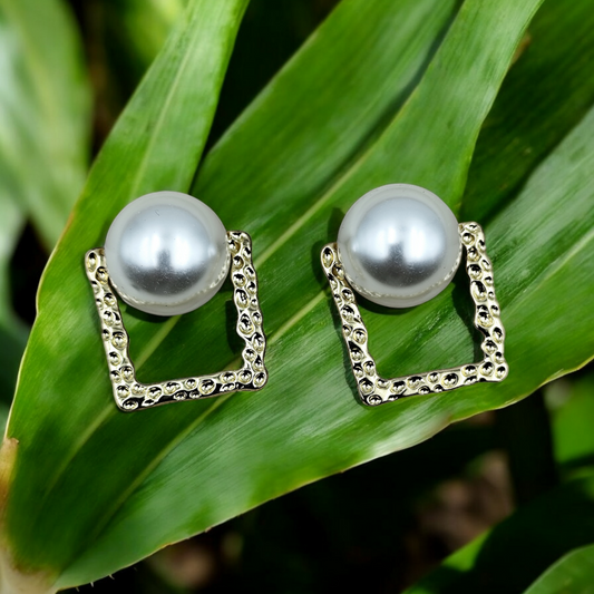 PEARL SQUARE EARRINGS